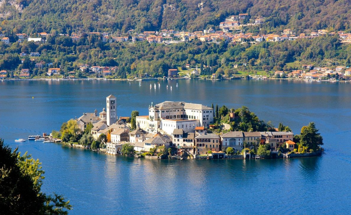 Les Lacs italiens, de Milan à la Suisse