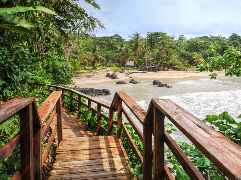 Le Panama grandeur nature 3 * Sup