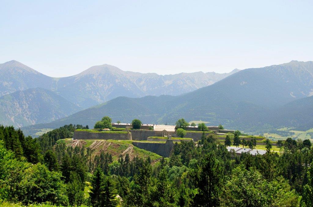 Les Pyrénées Catalanes, Les trois trains - 3