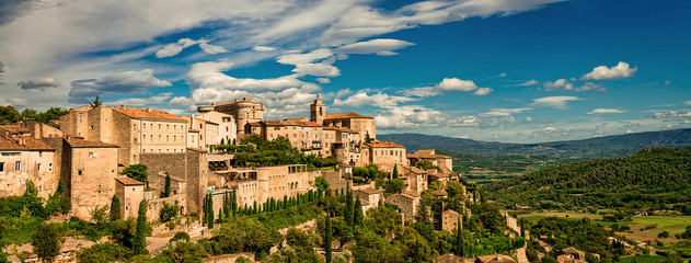 LE LUBERON, La Provence aux mille couleurs