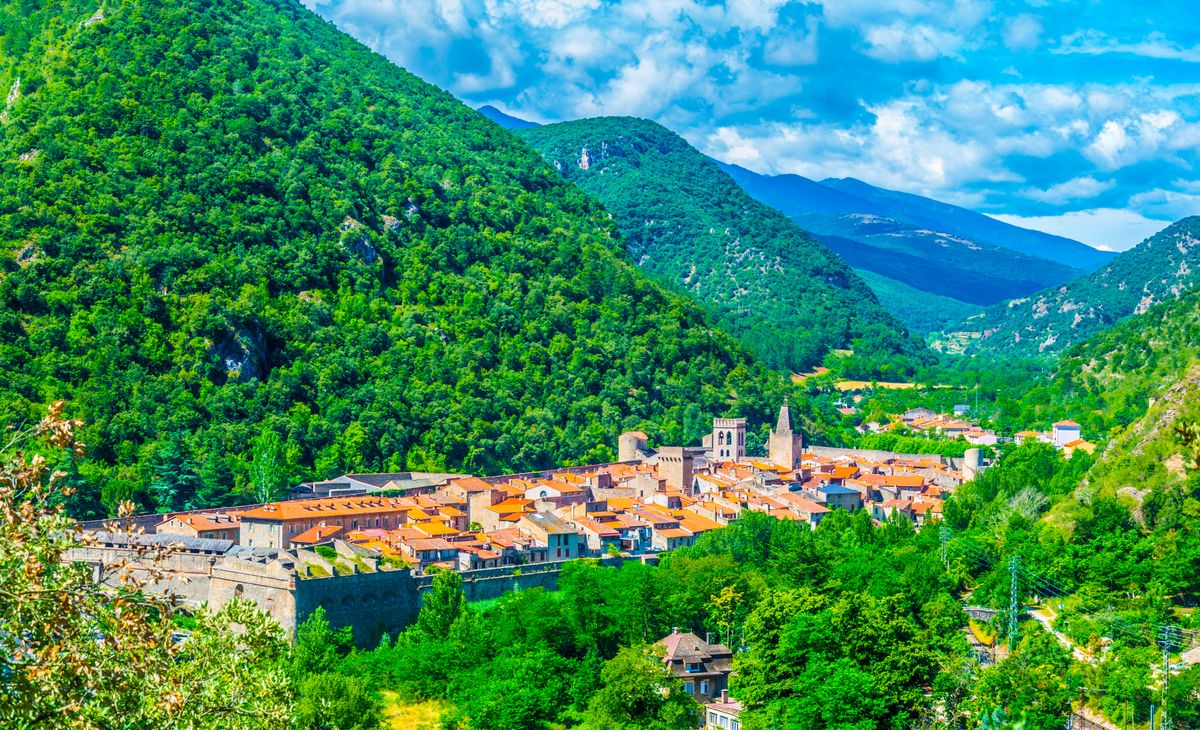 Les Pyrénées Catalanes, Les trois trains - 1