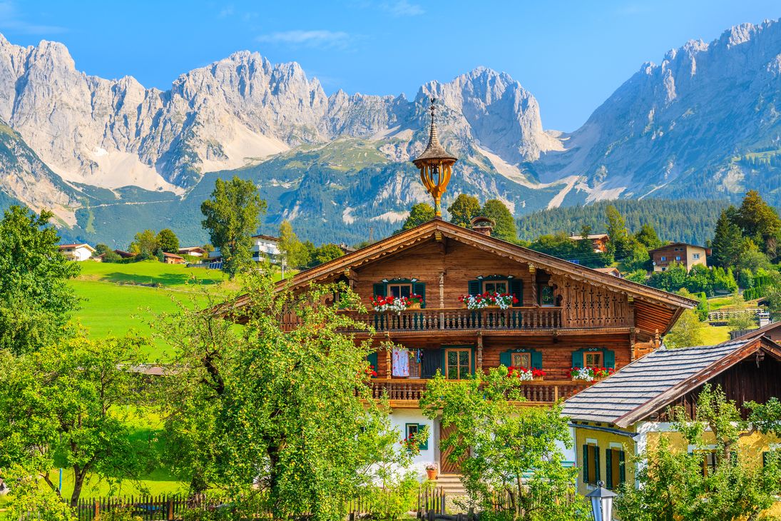 Le Tyrol et la Bavière, Montagnes, châteaux et traditions